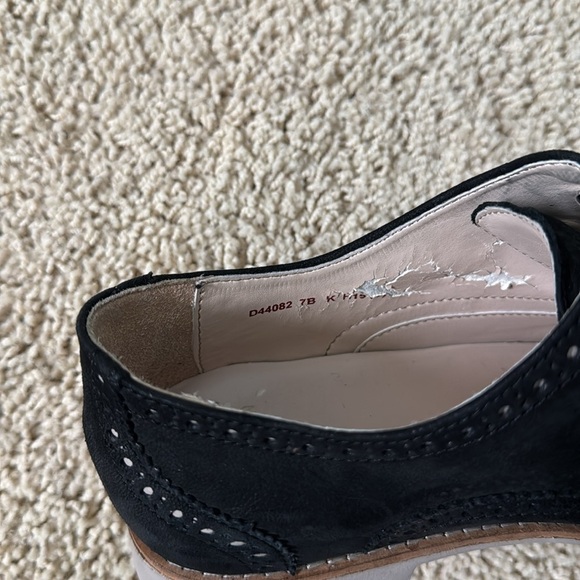 Cole Haan Black & Gray  Suede Wingtip Lace Up Oxfords Gramercy Sz 7 - Picture 11 of 12